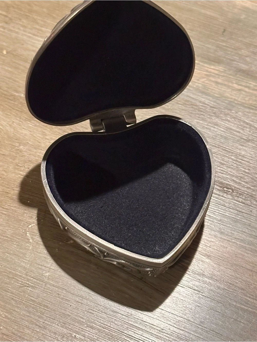 Heart-Shaped Embossed Metal Trinket Box - Silver Tone